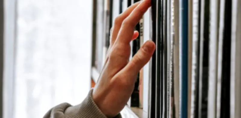 Libro 'Optimiza tu cerebro' revela que la multitarea daña el rendimiento cognitivo