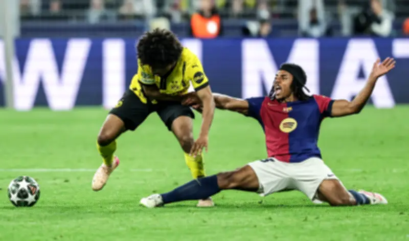 Liverpool ofrece 80 millones por Jules Koundé del Barcelona en fichaje récord