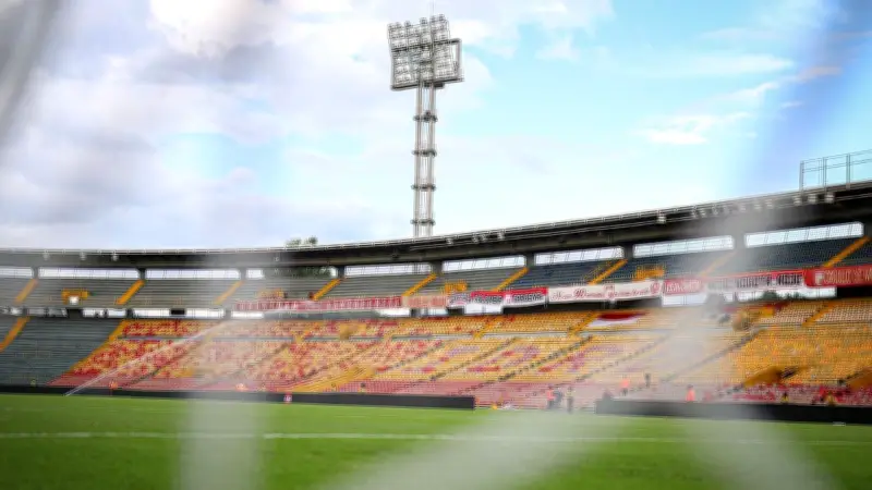 Los 8 grandes del fútbol colombiano se rebelan contra el reparto igualitario de derechos de TV