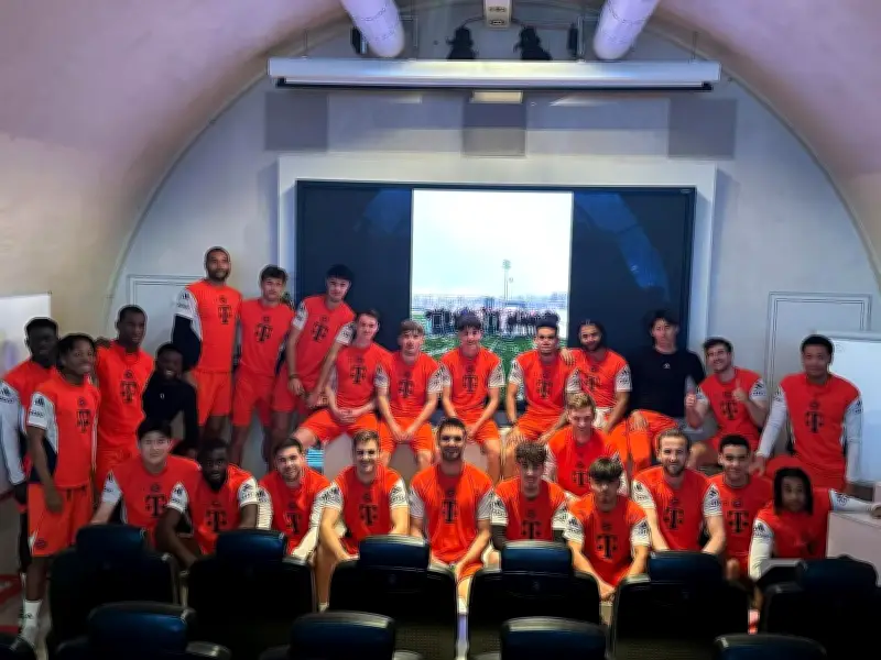 Luis Díaz enfrenta entrenamiento extremo en Bayern Múnich bajo intensa nevada