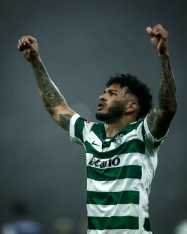 Luis Javier Suárez juega lesionado y marca gol decisivo para el Sporting de Portugal