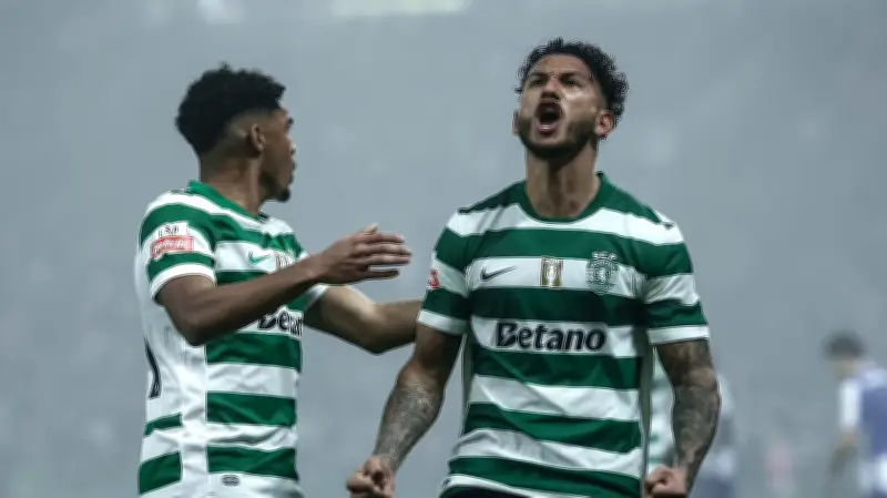 Luis Javier Suárez, premiado en Portugal pero con alerta por lesión en la rodilla