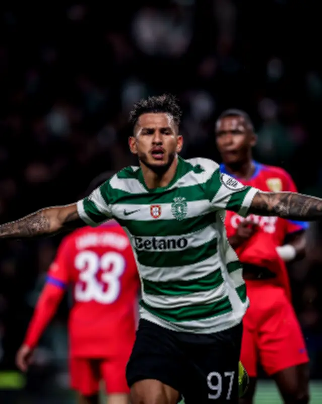 Luis Suárez marca con el Sporting de Portugal en su debut oficial