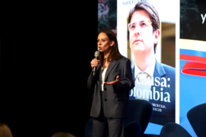 María Claudia Tarazona no descarta fórmula vicepresidencial y critica extremos políticos