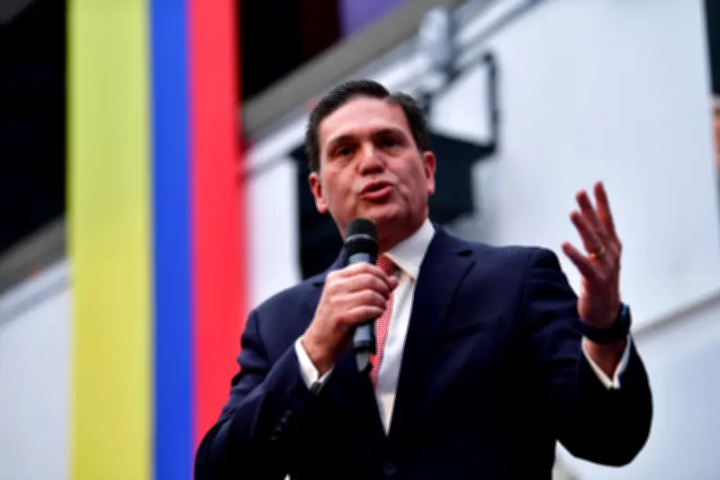 Mario Fernando Prado destaca a Juan Carlos Pinzón como sorpresa electoral