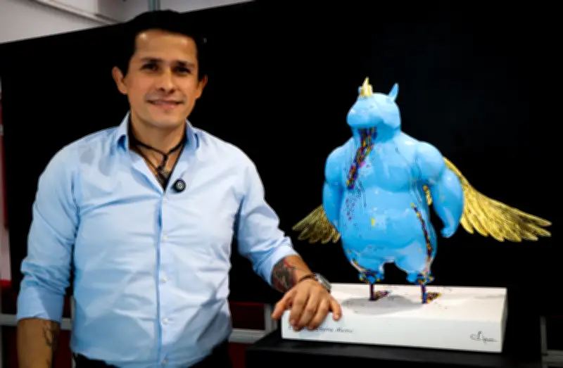 Mauri Pardo expone 'Eterna Mente': esculturas que exploran la conciencia humana en Bucaramanga