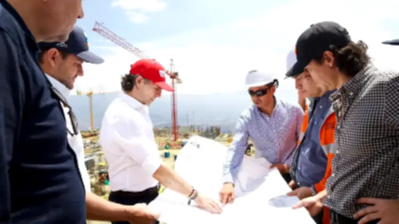 Medellín construye mega cárcel con modelo Bukele: capacidad, inversión y tecnología de control
