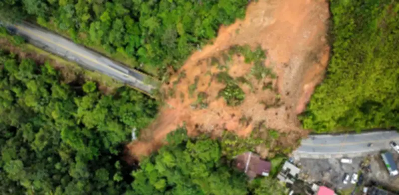 Megaderrumbe de 40.000 m³ bloquea autopista Medellín-Bogotá en San Luis, Antioquia