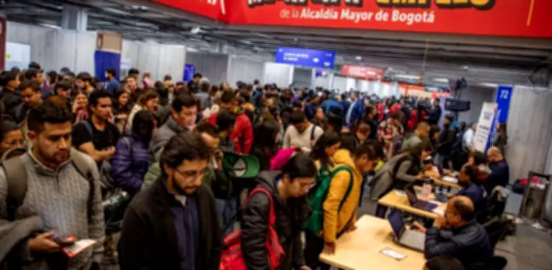 Megaferia de empleo en Bogotá: historias de esperanza y cifras de contratación