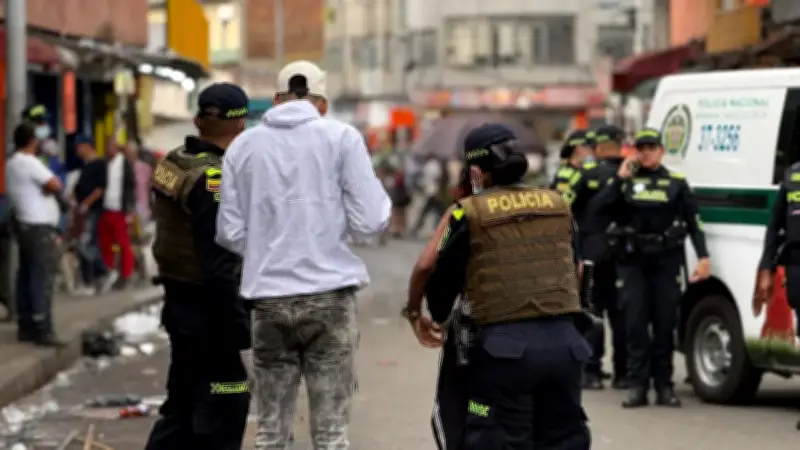 Megaoperativo en el centro de Medellín culmina con más de 13 capturados por delitos