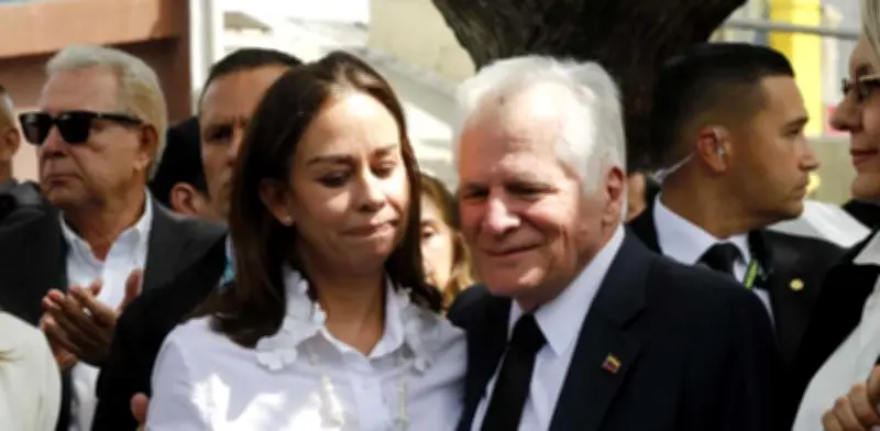 Miguel Uribe Londoño relanza candidatura presidencial con críticas al Centro Democrático