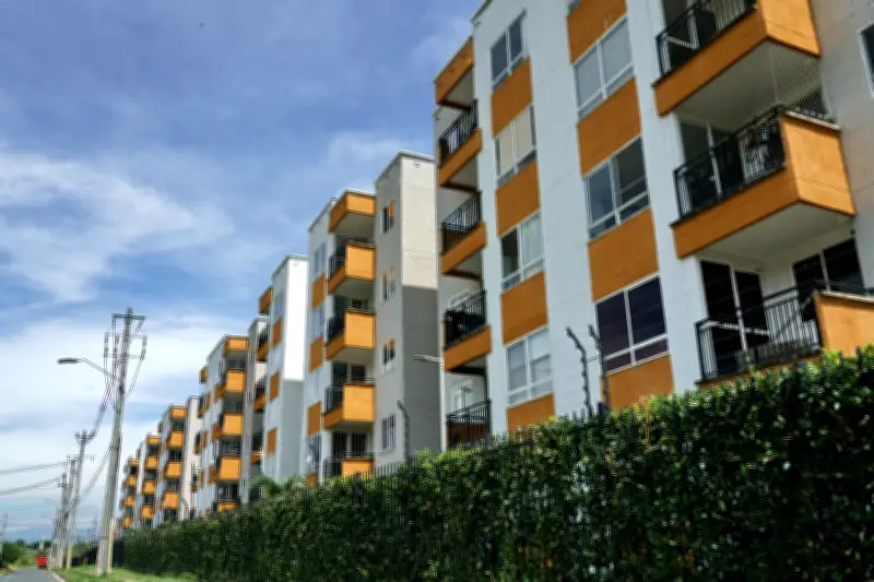 Ministerio de Vivienda prohíbe uso personal de parqueaderos para visitantes en conjuntos residenciales