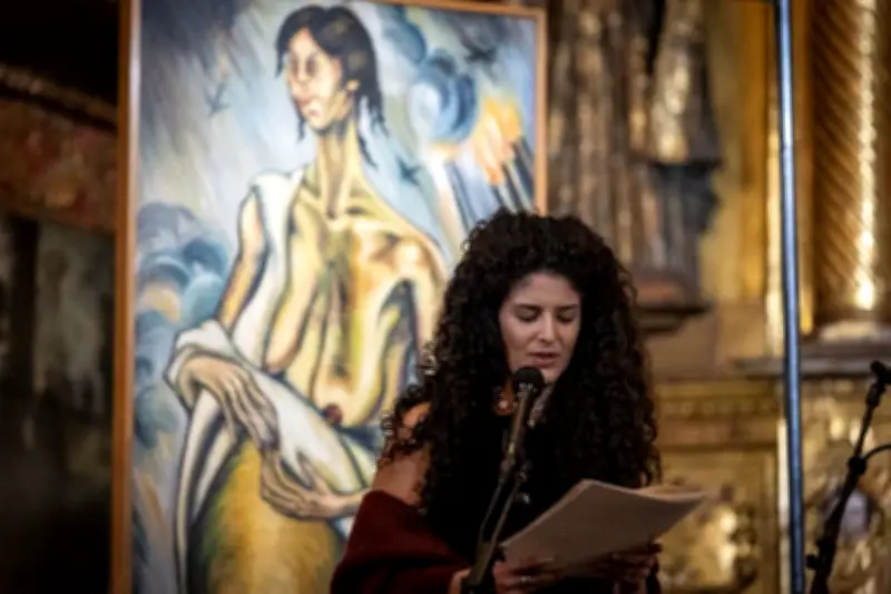 Ministra Yannai Kadamani niega intervención en contratos millonarios de su madre y hermano