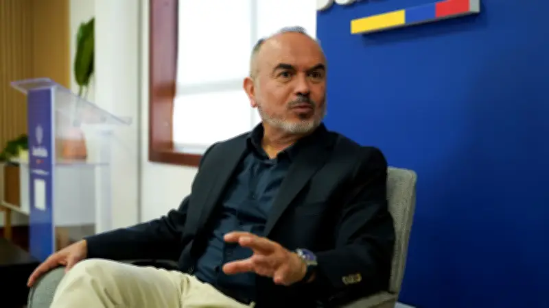 Ministro de Justicia afirma que política de erradicación de cultivos ilícitos se mantiene firme