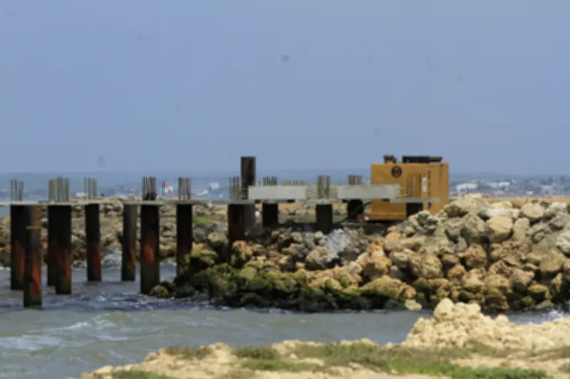 Mirador del Sol en Cartagena avanza: superestructura toma forma para la gran rueda de la fortuna
