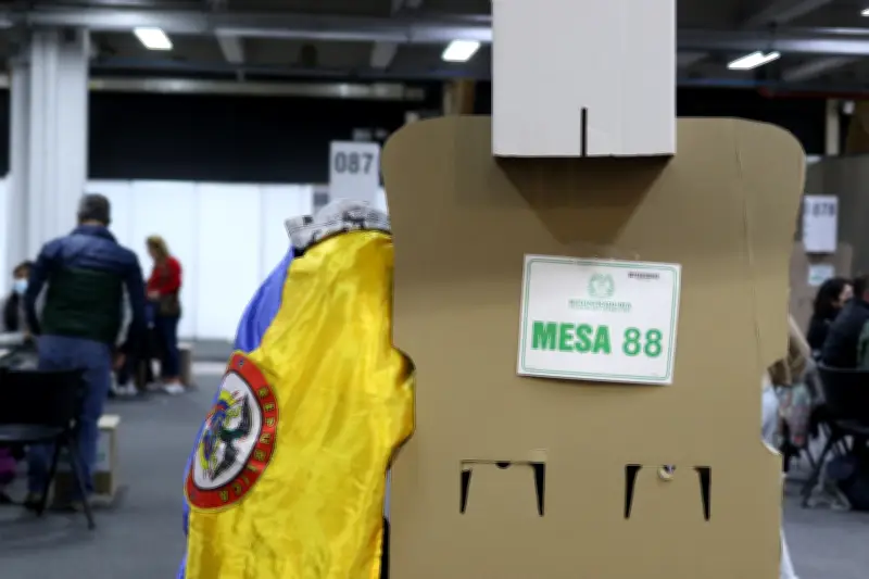 MOE advierte alto riesgo electoral en Bogotá: 34% de puestos vulnerables