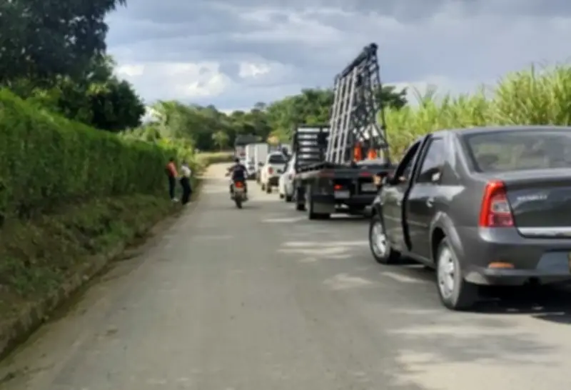 Morales, Cauca, exige control de vehículos pesados para proteger vías durante bloqueo de la Panamericana