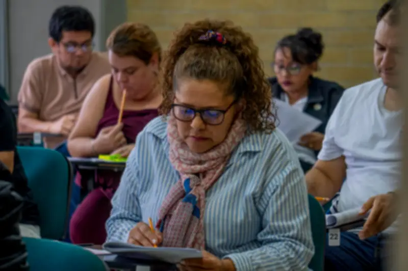 Más de 34 mil docentes presentaron pruebas de ascenso y reubicación salarial en Colombia