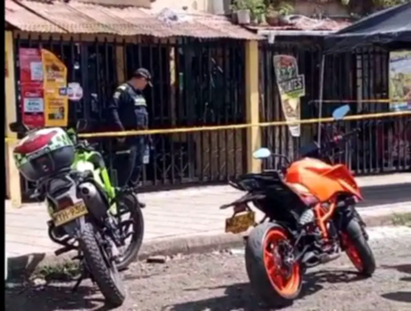 Mujer asesinada a tiros cerca de cancha de fútbol en Bucaramanga