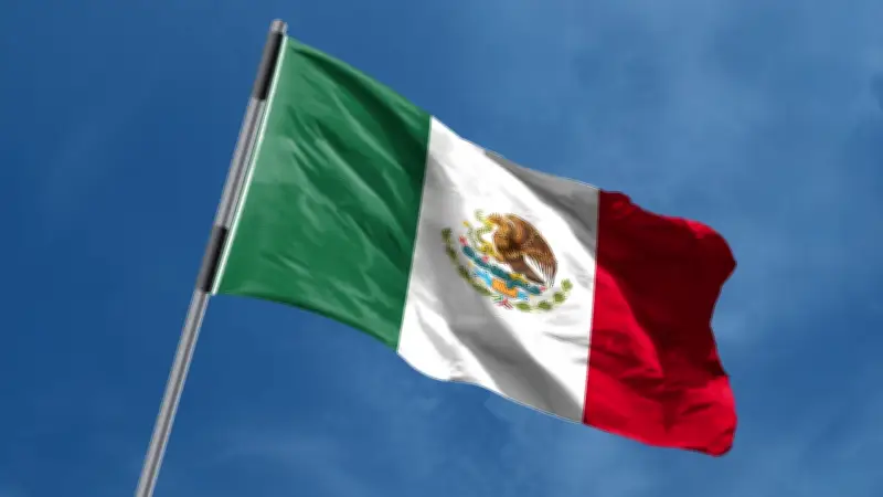 México aprueba histórica reducción de jornada laboral: de 48 a 40 horas semanales