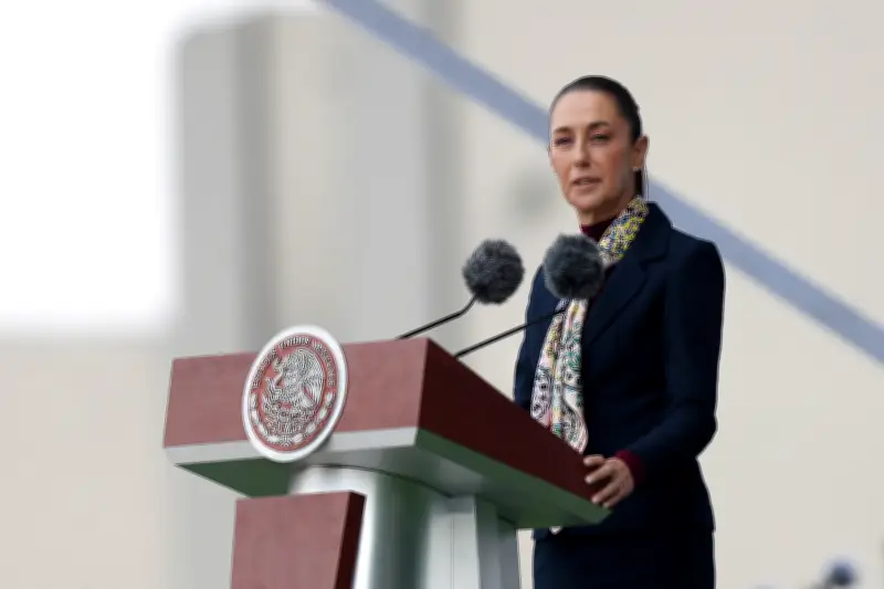 México en tensión tras abatimiento de 'El Mencho': Sheinbaum pide calma ante disturbios