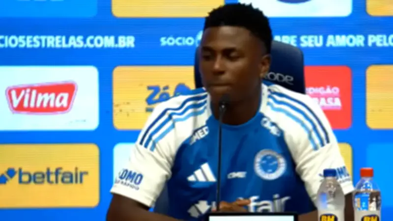 Neyser Villarreal rompe en llanto tras sustitución en semifinal del Cruzeiro