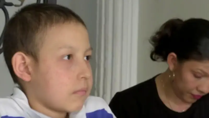 Niño con leucemia en Cali sufre demoras en tratamiento: 'Quiero ir a jugar'
