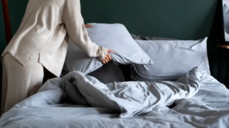 No tender la cama: psicología revela beneficios inesperados para la salud mental