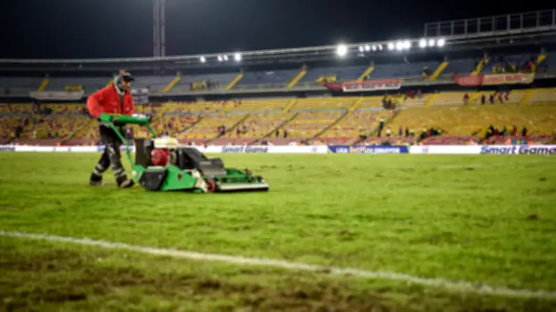 Normas incumplidas en El Campín: las reglas que el operador debió seguir antes del deterioro de la grama