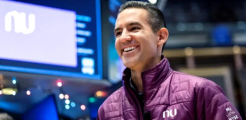 Nubank reporta utilidades récord de US$2.900 millones y alcanza 131 millones de clientes en 2025