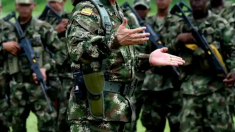 Nueva asonada contra el Ejército: más de cien personas en canoas impiden operación