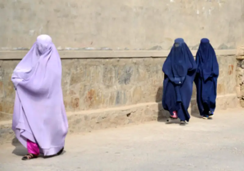 Nueva ley afgana permite golpear mujeres y establece justicia desigual por estatus social