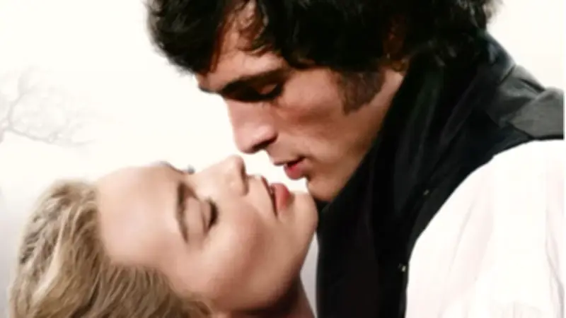 Nueva versión de 'Cumbres Borrascosas' con Margot Robbie y Jacob Elordi genera polémica en cines