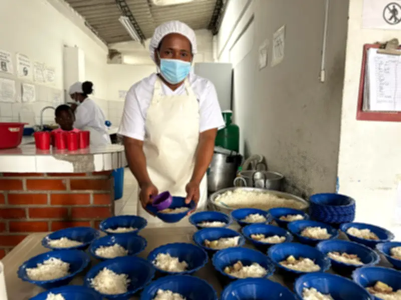 Ocad Pacífico aprueba $62.672 millones para alimentación escolar y tecnología en el Valle del Cauca