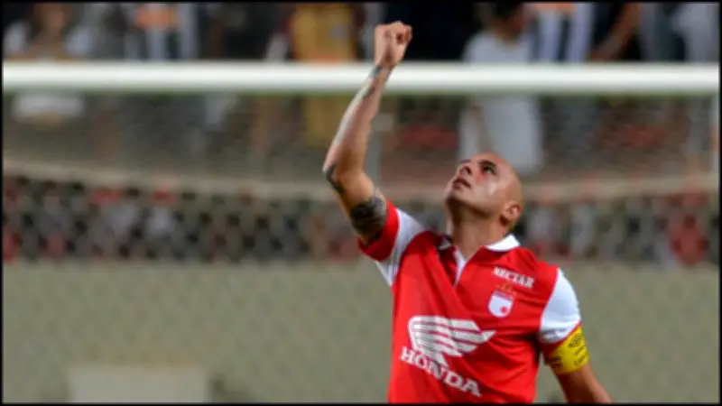 Omar Pérez regresa a casa tras superar infarto: emotivo reencuentro con sus hijos