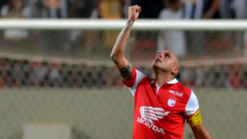 Omar Pérez se pronuncia tras sufrir un infarto y revela detalles de su estado de salud