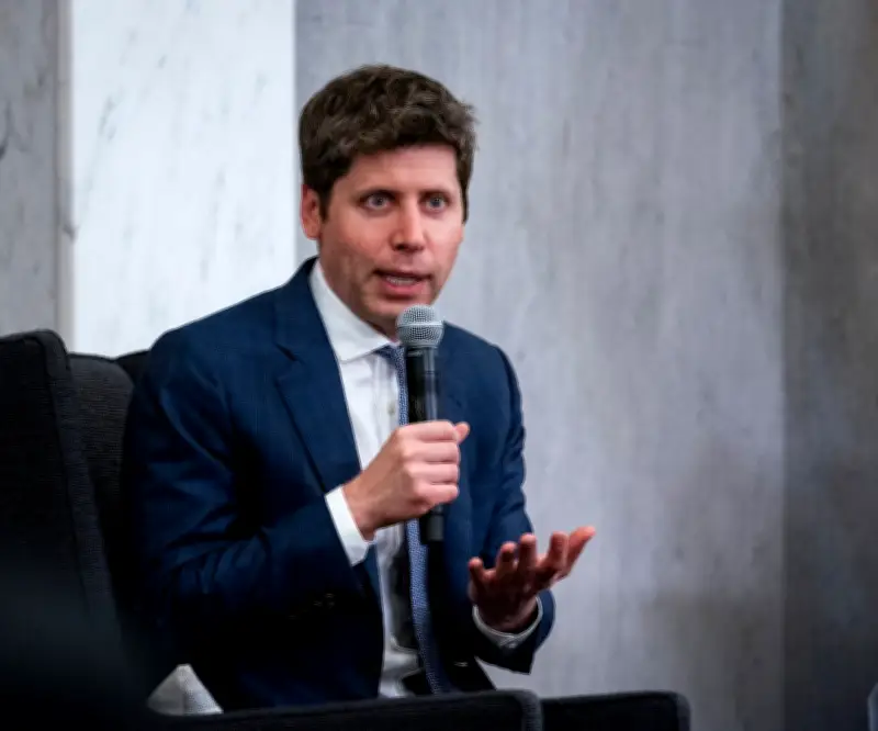 OpenAI alcanza valoración récord tras mega inversión de Amazon y otros gigantes tecnológicos