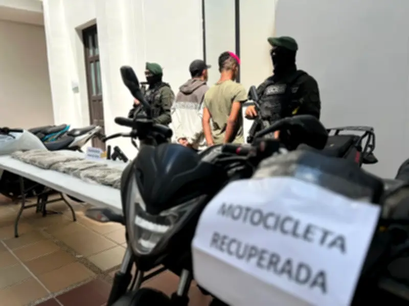 Operativo en Floridablanca incauta 10 kilos de marihuana, armas y recupera motos hurtadas
