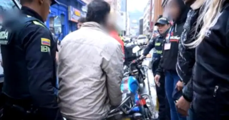 Operativo en 'pagadiarios' de La Capuchina: capturan a hombre por moto con motor borrado