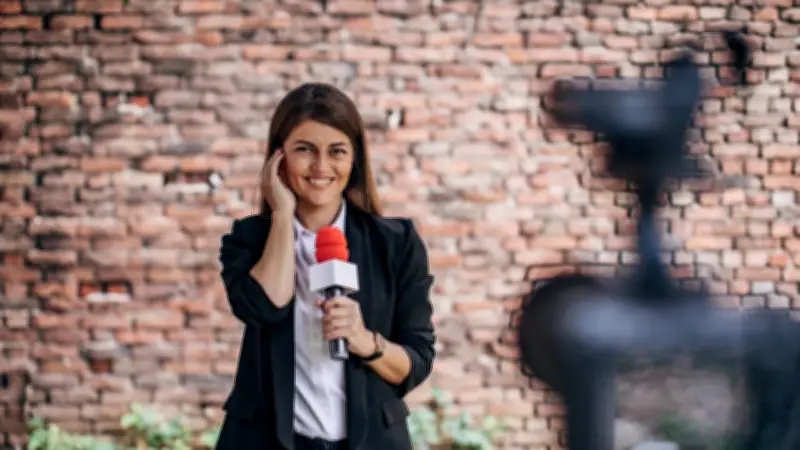 Oportunidades laborales para comunicadores: múltiples vacantes en Bogotá y Medellín