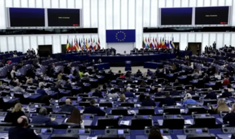 Parlamento Europeo incluye a Colombia en lista de países seguros para migrantes
