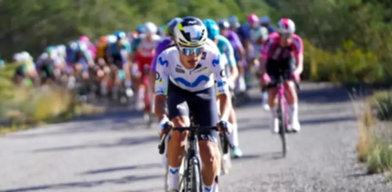 Pescador y Quintana acechan el podio en el Tour de Omán con etapa montañosa decisiva