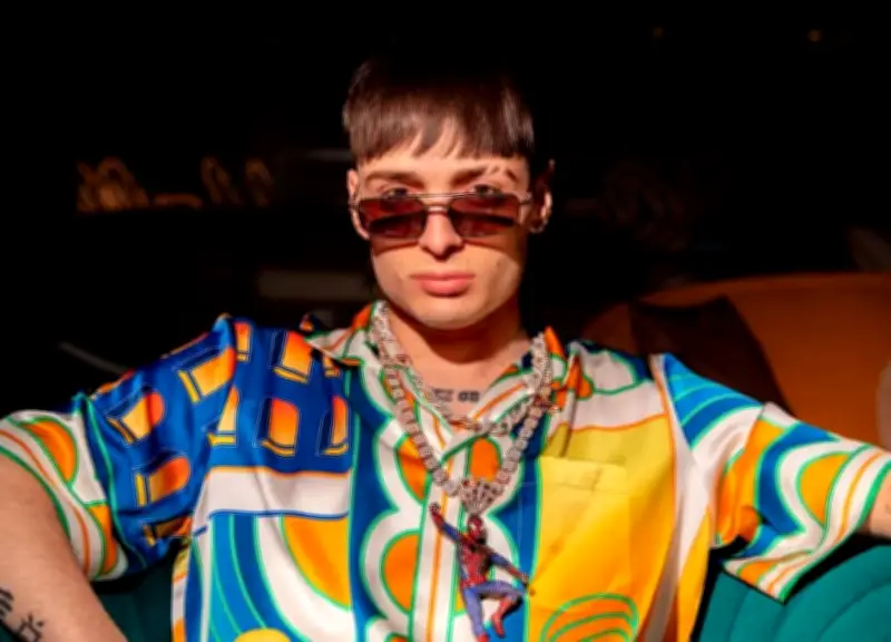 Peso Pluma enfrenta críticas tras muerte de 'El Mencho' por supuesta apología al narco