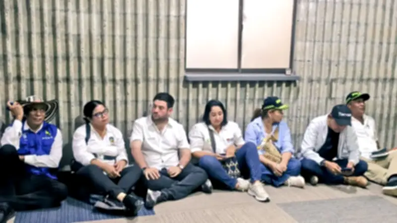 Petro a alcaldes de Córdoba: 'No estamos haciendo un foro ni una fiesta'