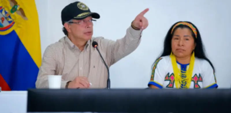 Petro amenaza con nueva emergencia económica si Corte Constitucional no revierte suspensión de decreto