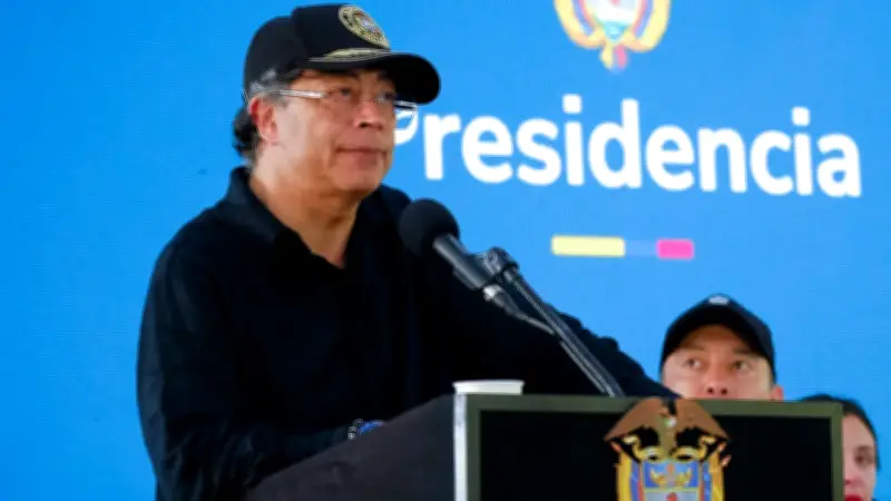 Petro convoca a empresarios a mesa de concertación tras fallo del Consejo de Estado sobre salario mínimo