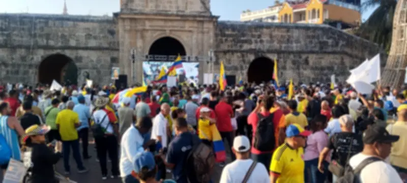 Petro convoca movilización nacional para defender el salario mínimo tras suspensión del Consejo de Estado