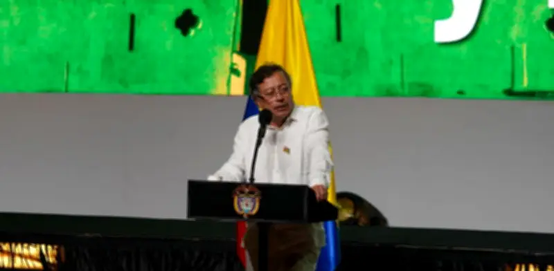 Petro defiende decreto pensional y confía en aprobación de la Corte Constitucional