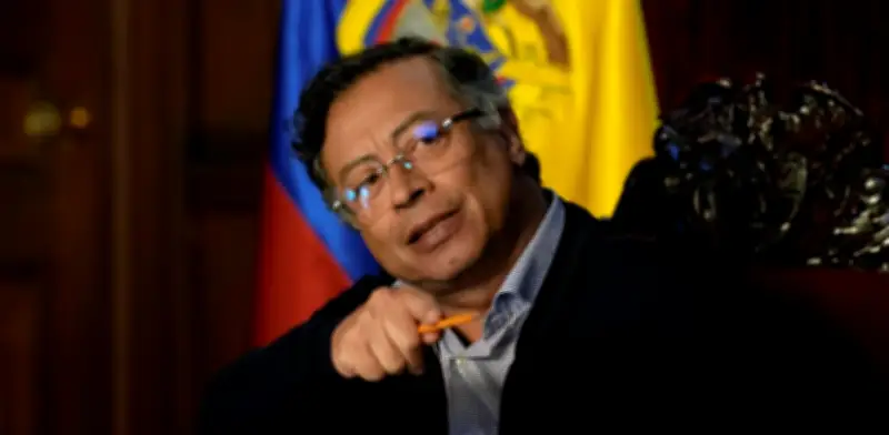 Petro firmará decreto de emergencia económica con nuevo impuesto a la banca