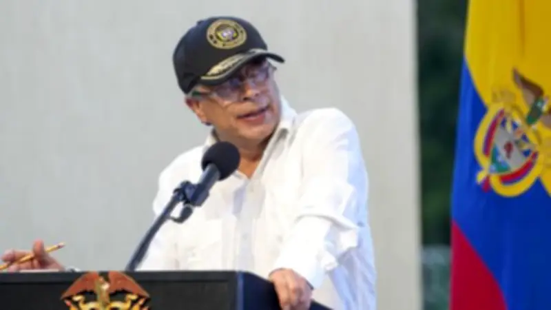 Petro ordena a Policía investigar uso electoral de agua potable en Caribe